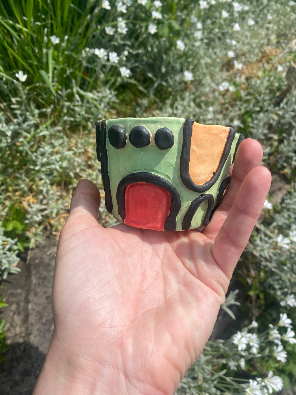 Bold Lines: 3D relief Vessel for Trinkets and smaller plants