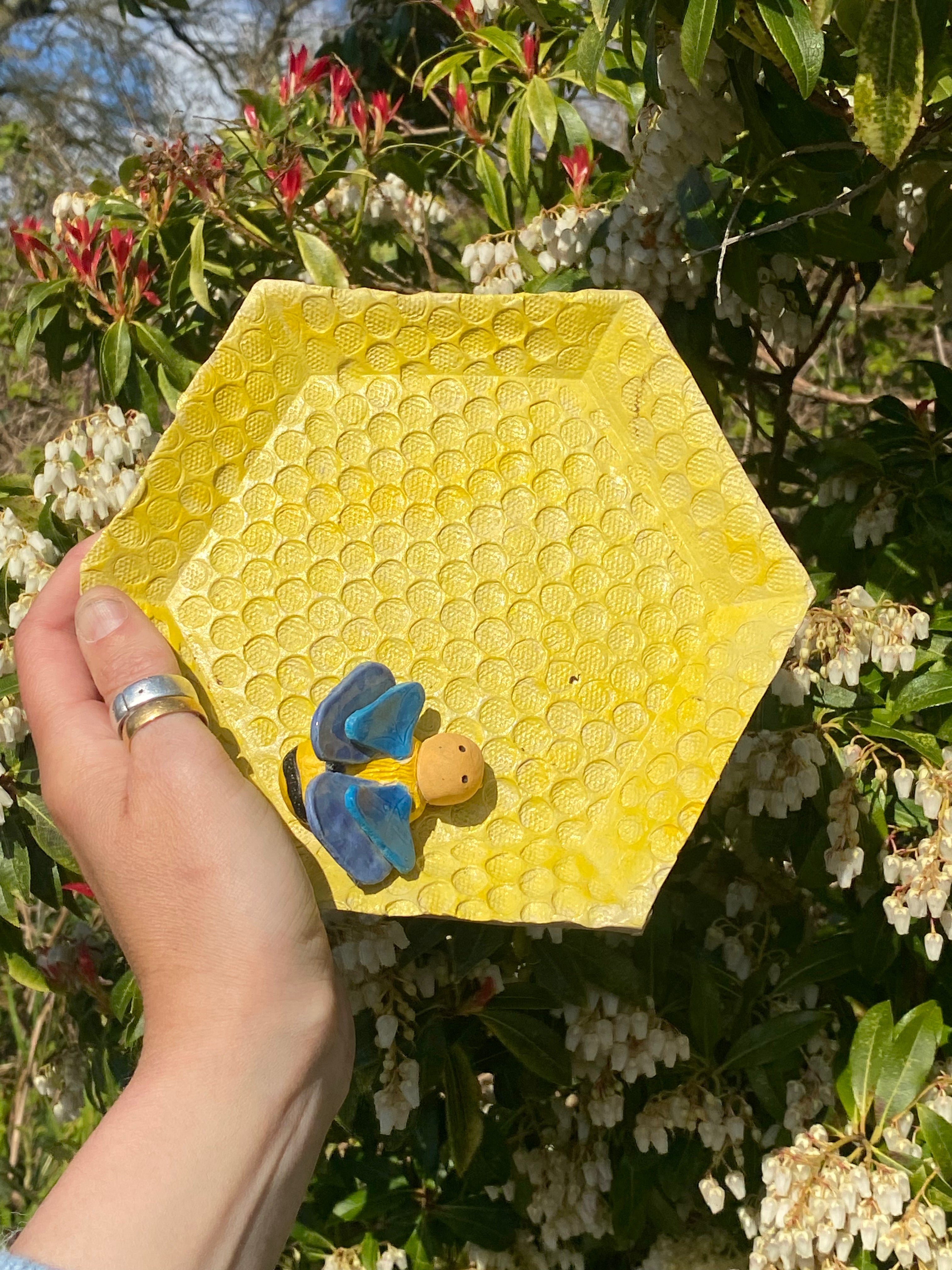 Bee Wall/Display Plate — Handcrafted stoneware with a sunny bee motif for wall or shelf