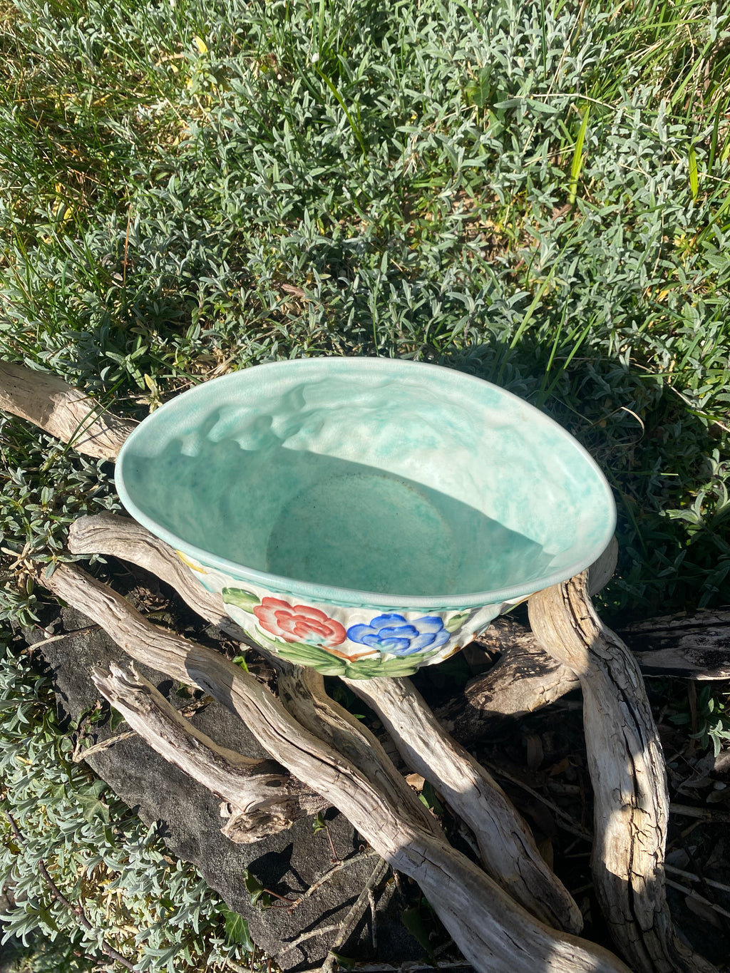 Oval Vintage Flower Pot — sculptural charm for green living