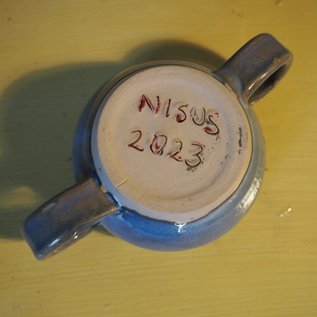 Hand-Thrown Sauce Dish with Handles – a Tasteful Twist for the Festive Table