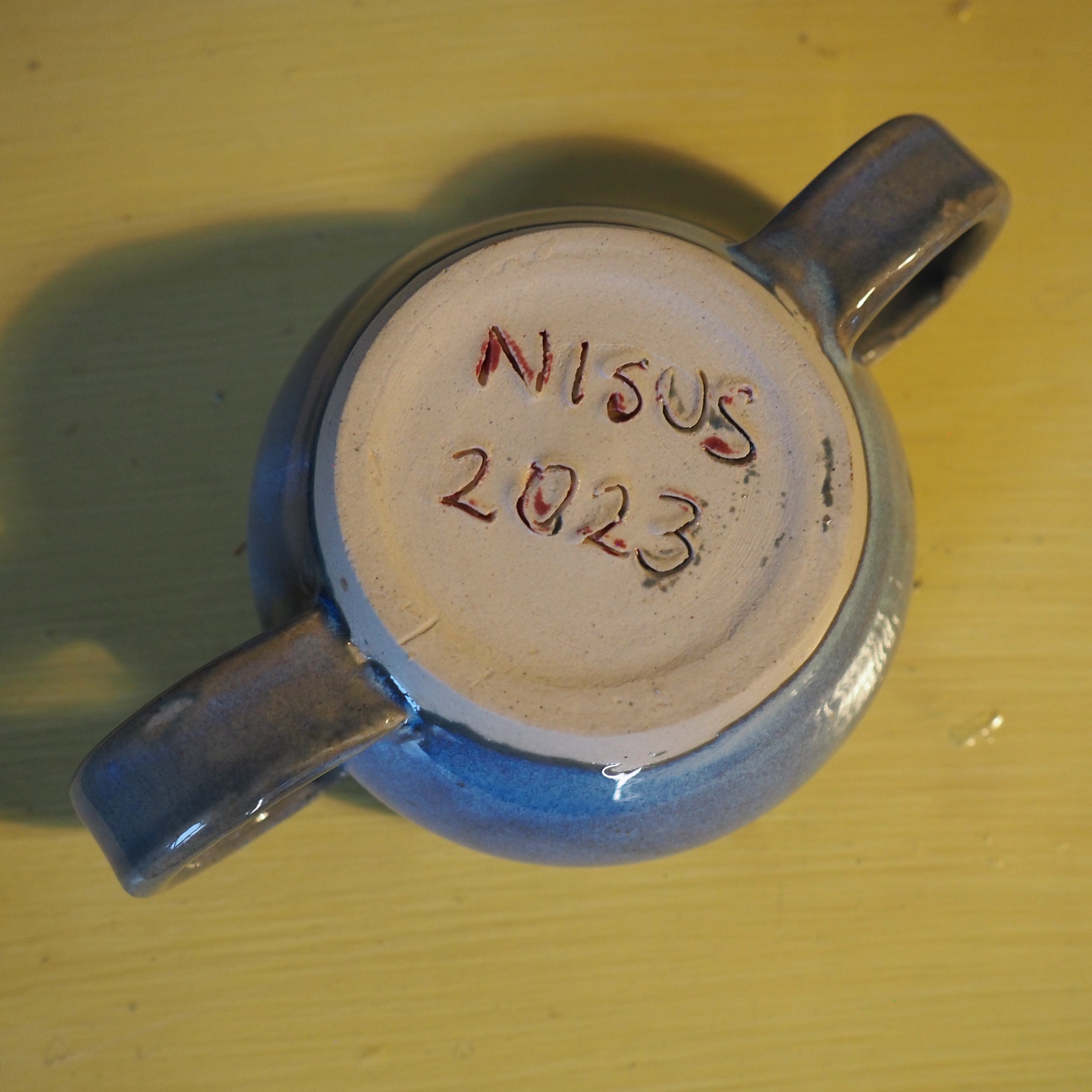 Hand-Thrown Sauce Dish with Handles – a Tasteful Twist for the Festive Table