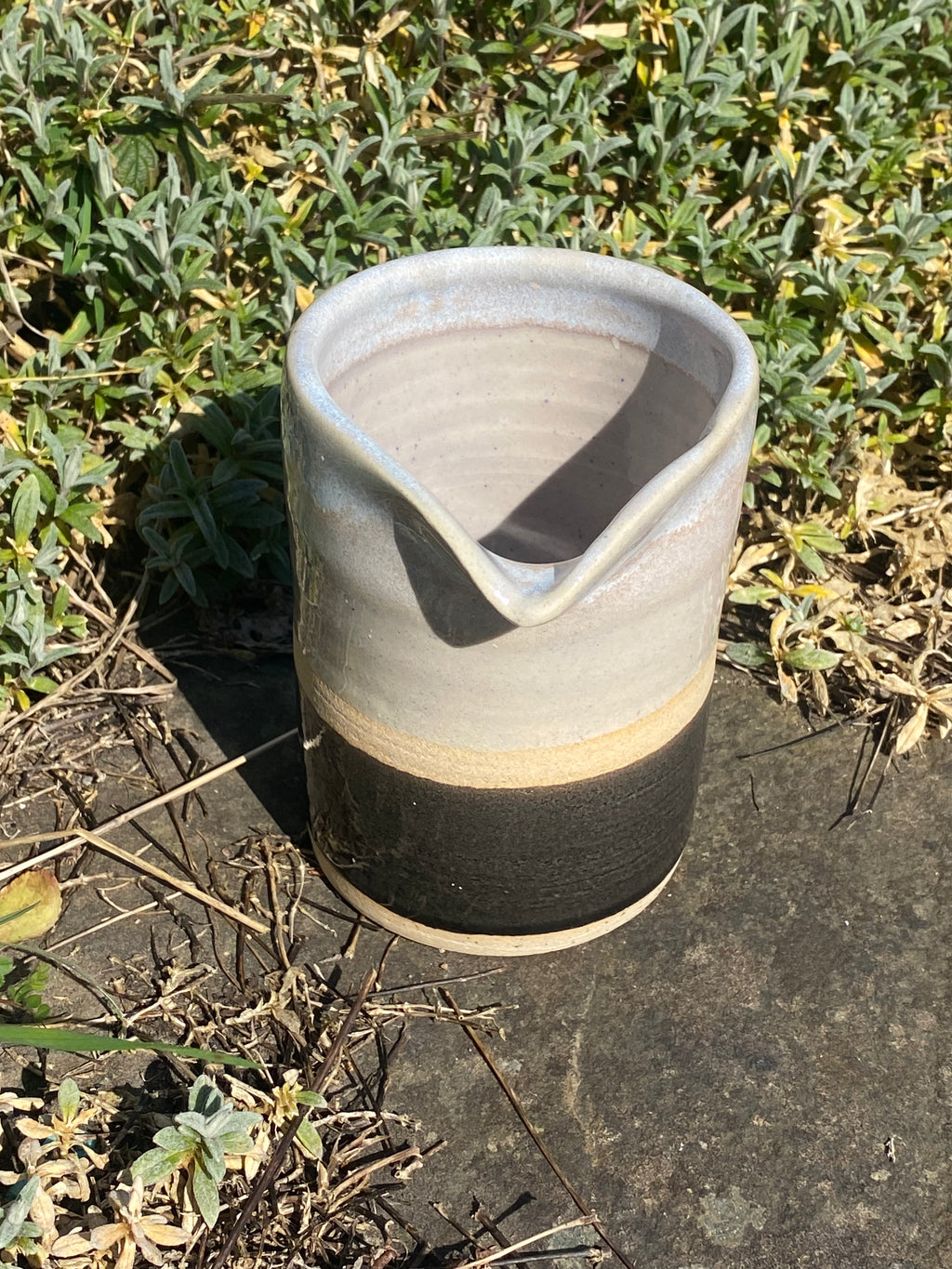 Small Spout Sauce Jug: Precision Pour, Everyday Luxury