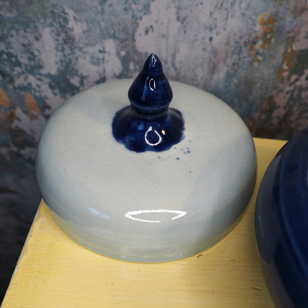 Blue Apothecary Dish with Lid: Hand‑Thrown, Multi‑Purpose Ceramic Charm