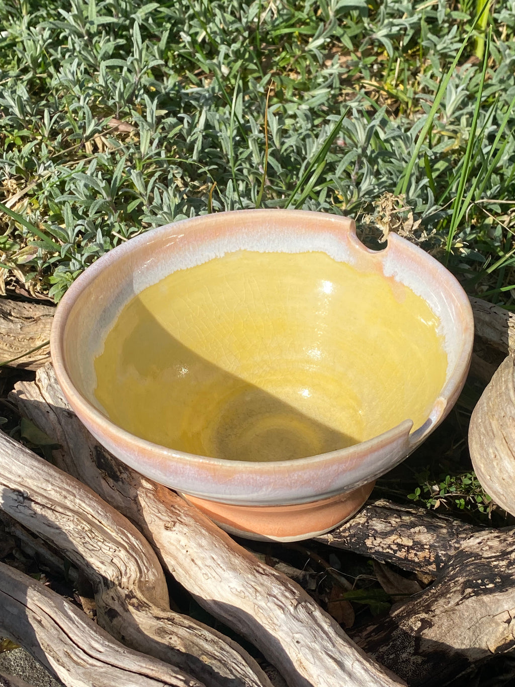 Ramen Bowl Reverie: Handcrafted stoneware for soulful slurps