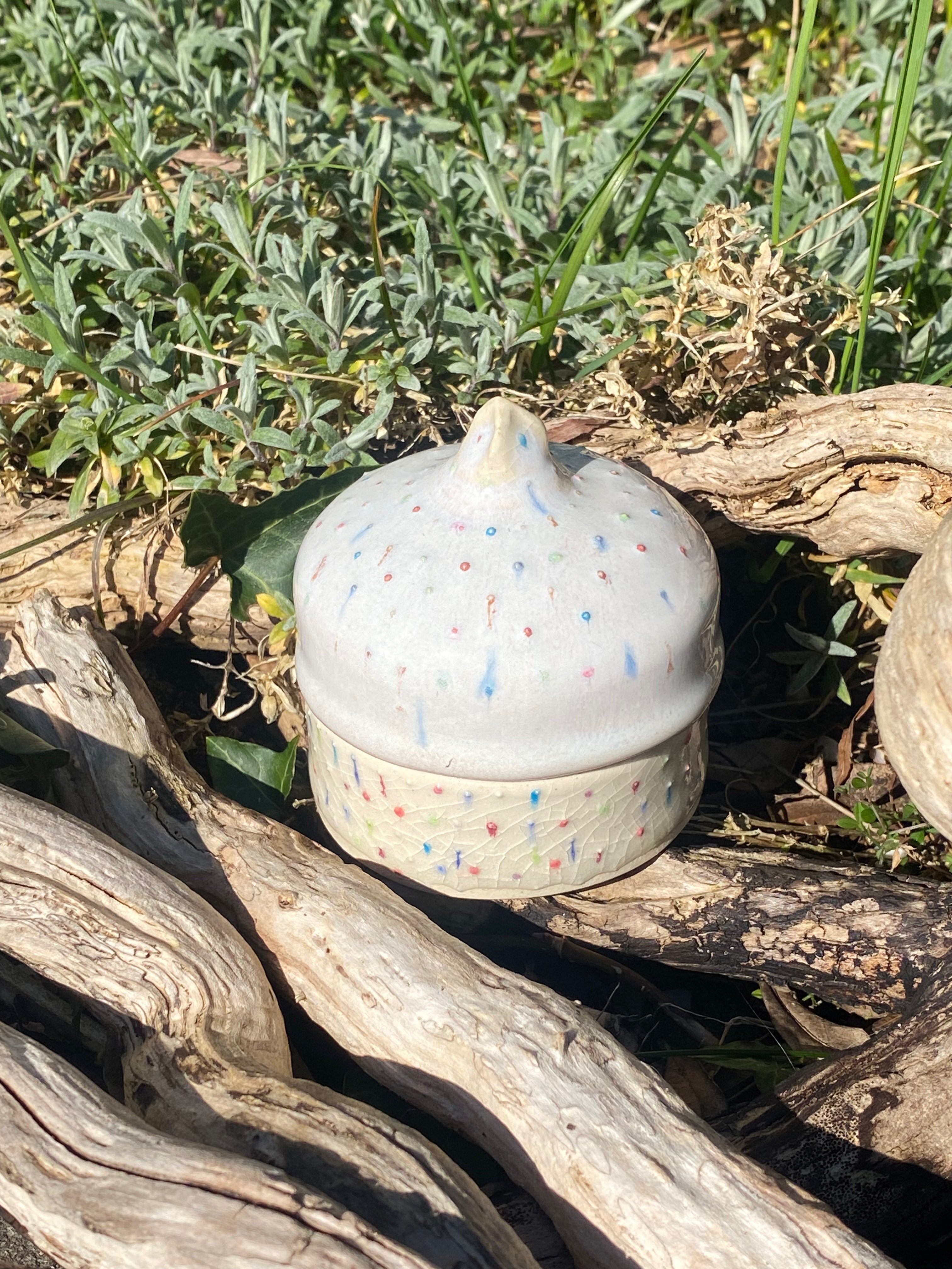 Hand-crafted Trinket Pot finished in a soft cake icing glaze