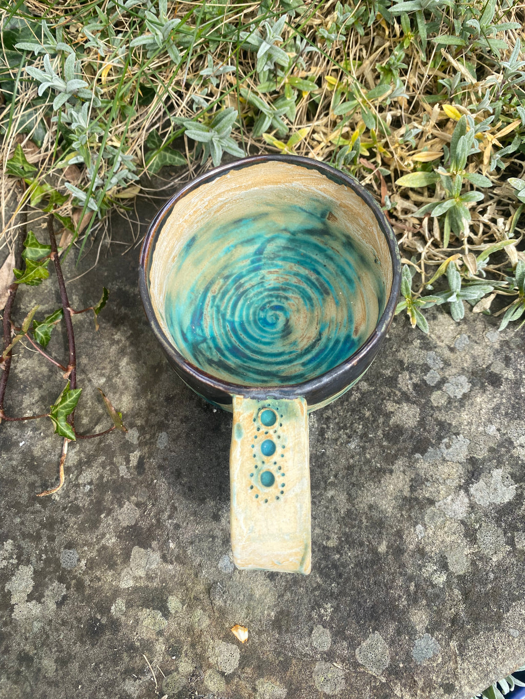 Hand Made Ancient Mug: A Slow‑Living Vessel for Everyday Rituals