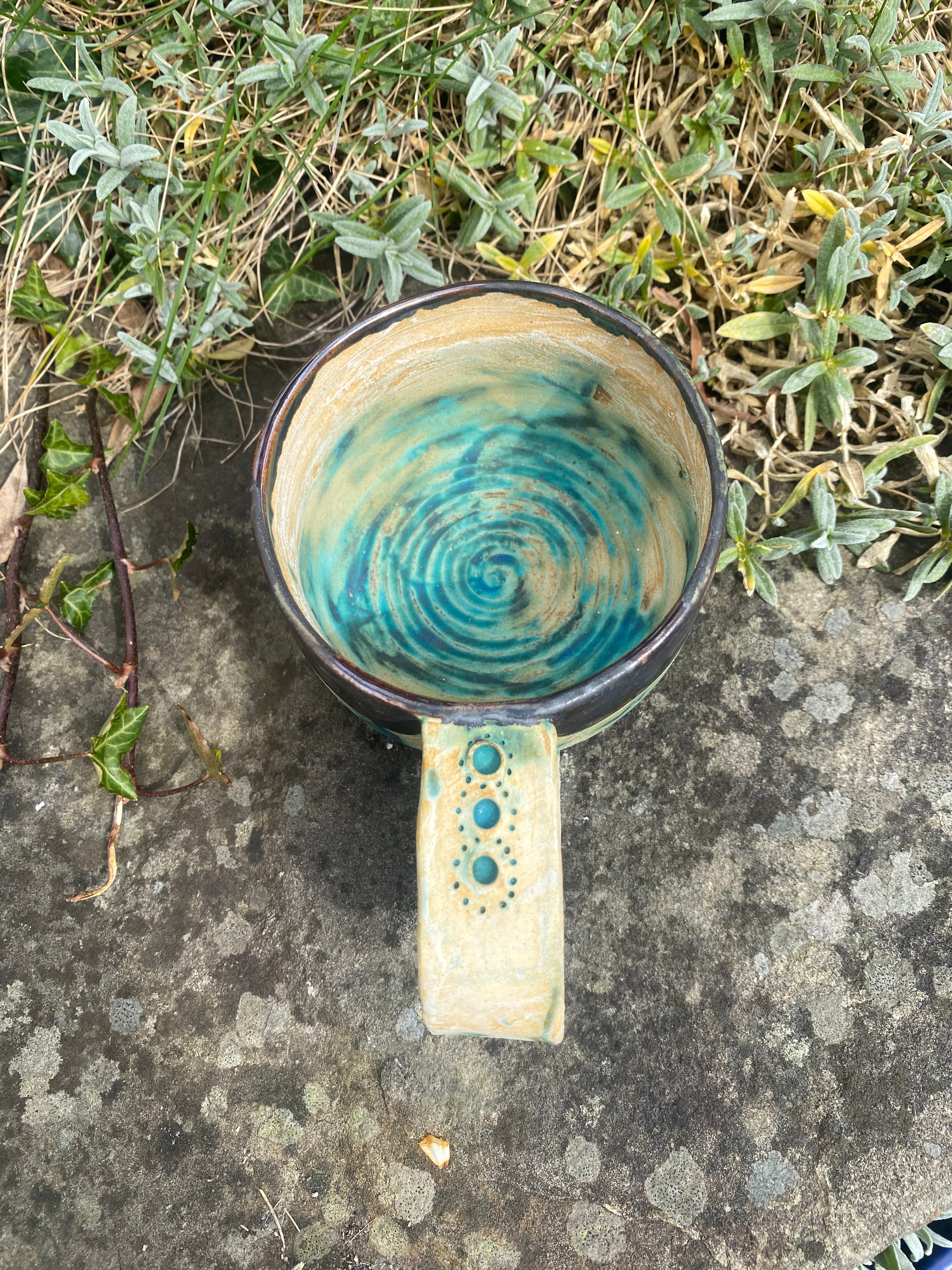 Hand Made Ancient Mug: A Slow‑Living Vessel for Everyday Rituals