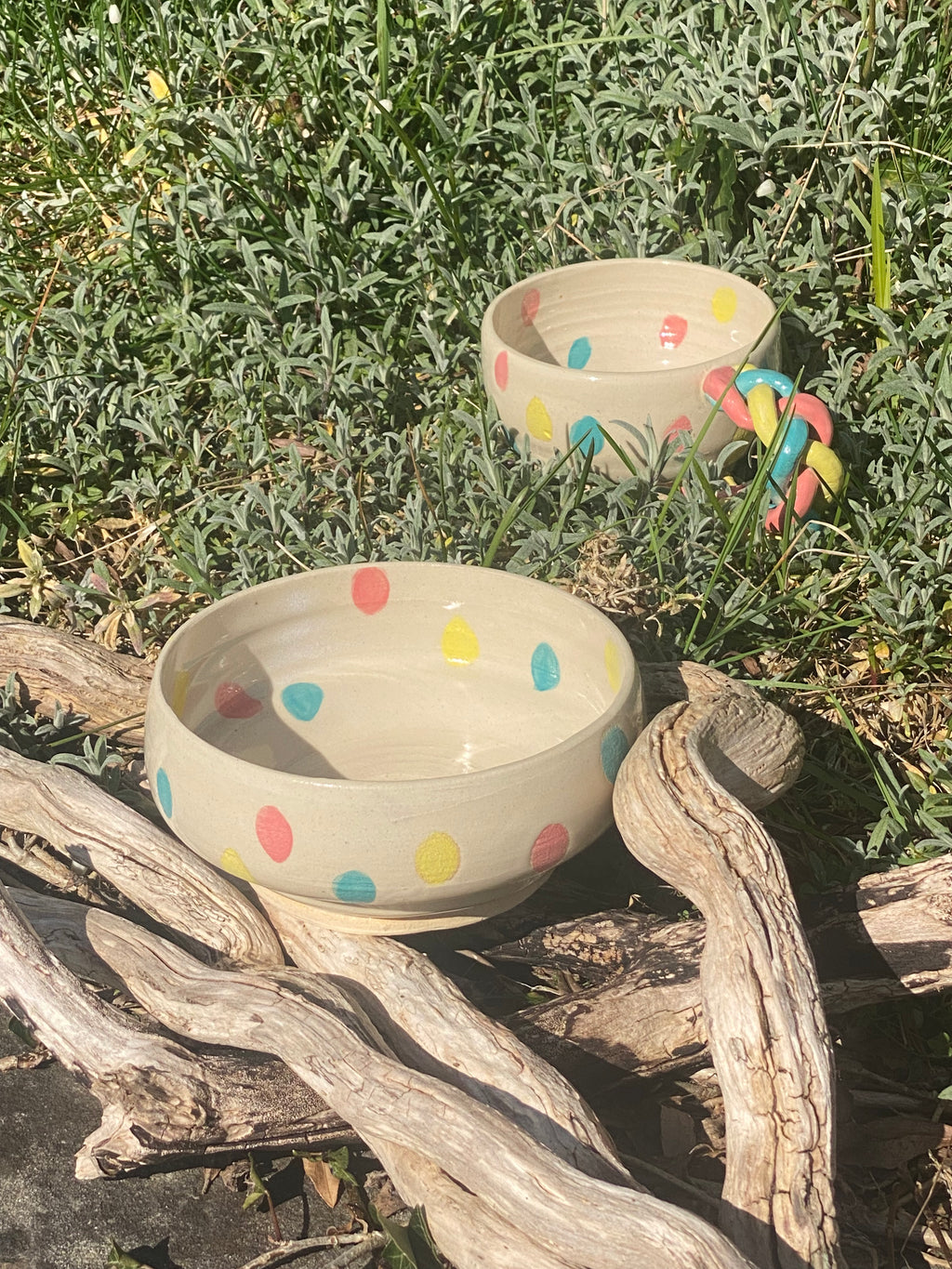 Spotty Mug Plaited Handle: Playful Stoneware for Everyday Rituals