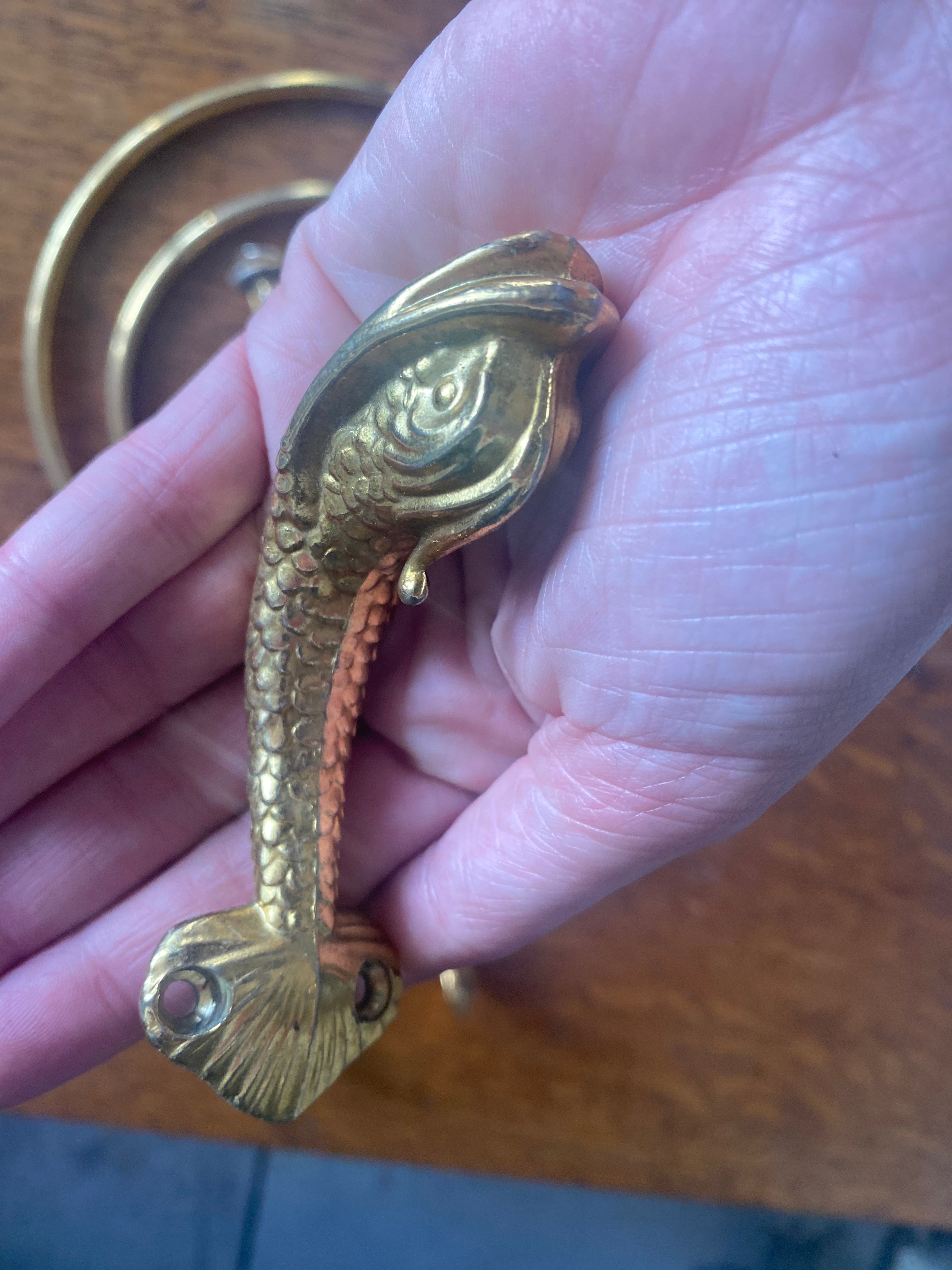 Retro Brass Bathware: Golden Maximalism for a Luxe Bathroom