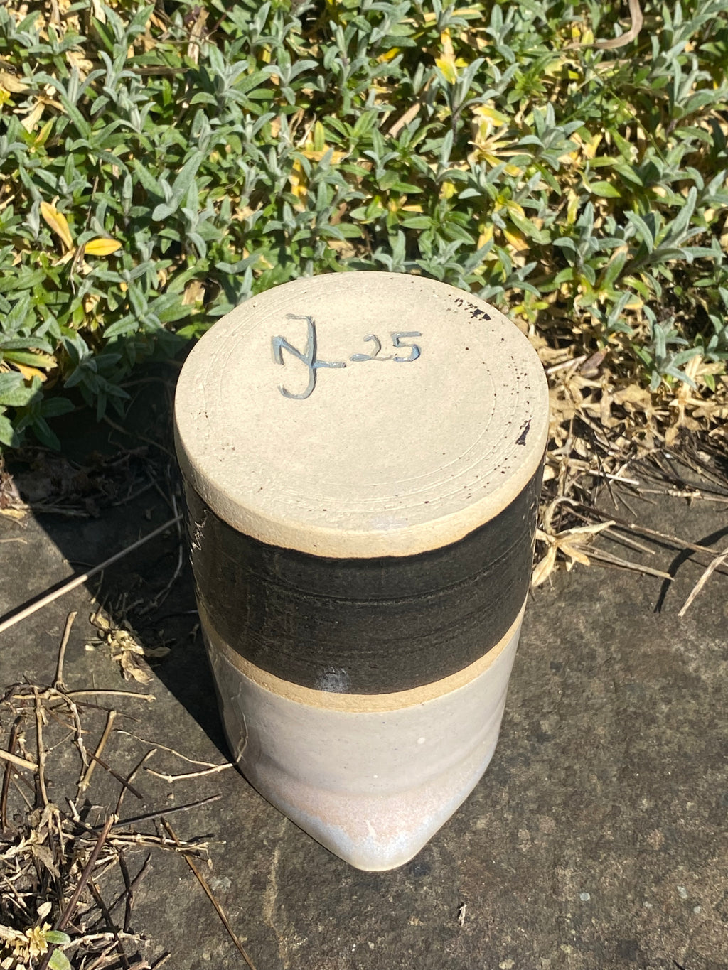 Pour with Purpose: Large Ceramic Sauce Jug with a Generous Spout
