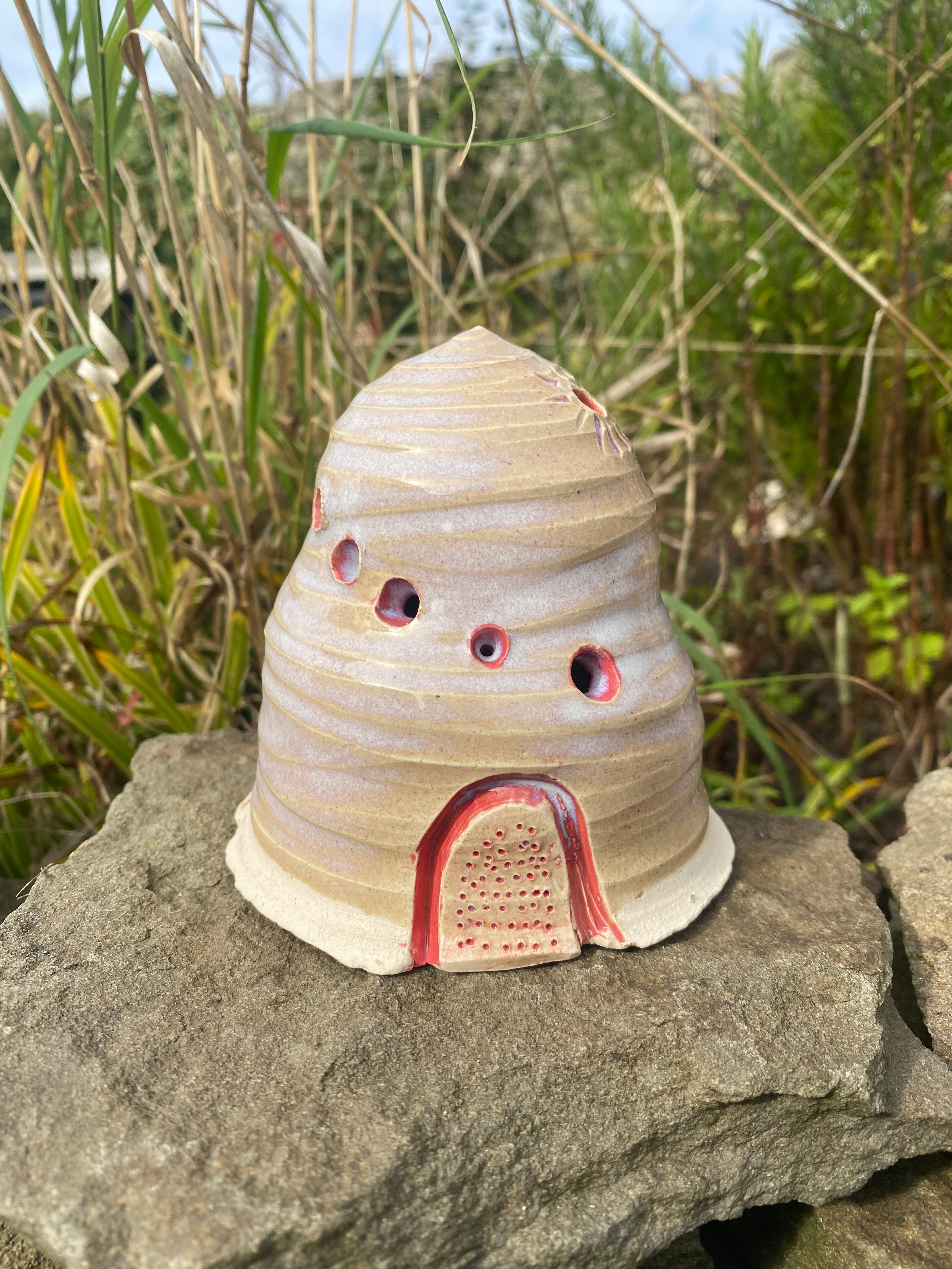 Bug Home: a pocket-sized sanctuary for garden bugs