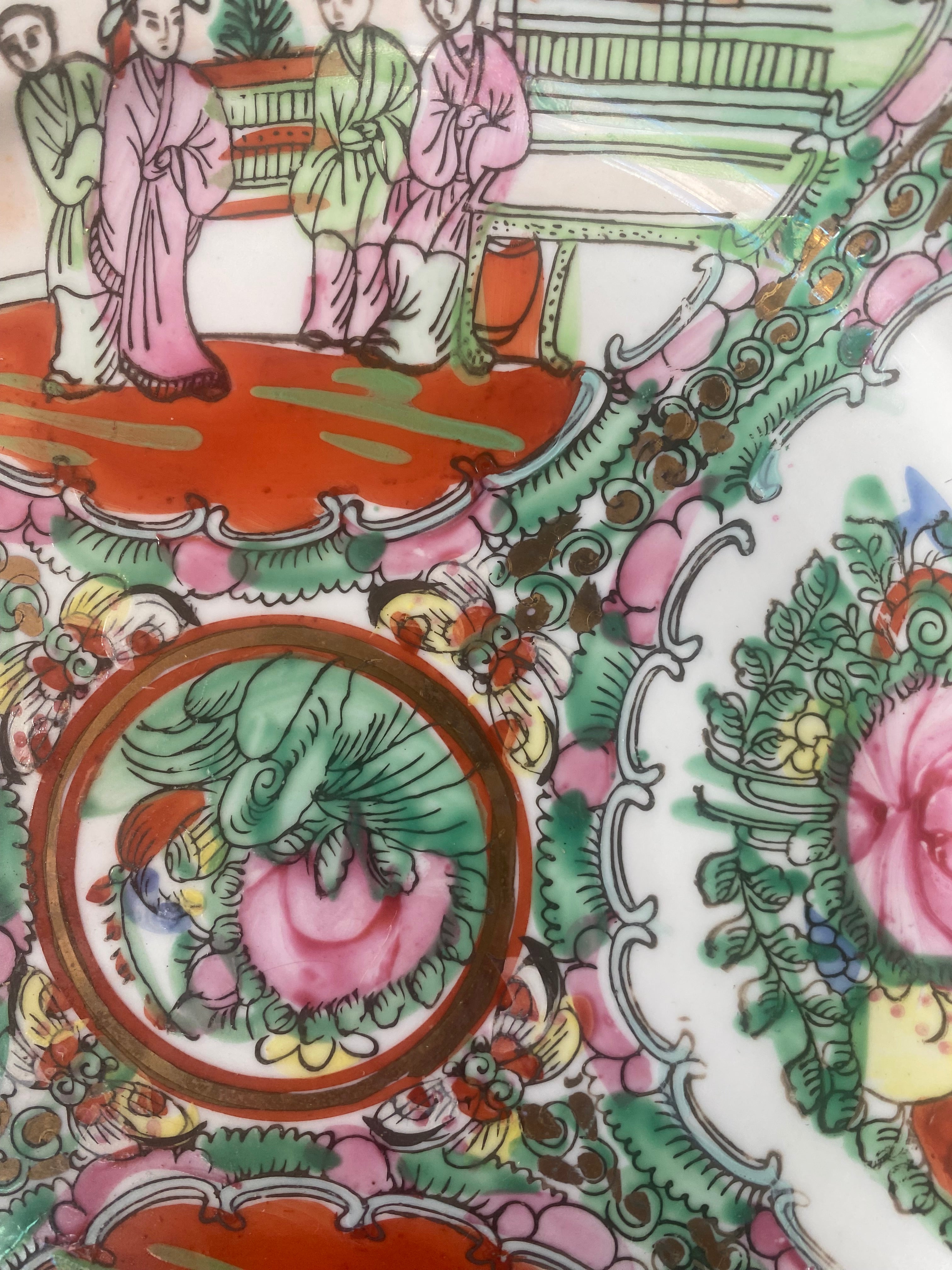 Quin Nong Revival: 1970s Chinese Display Plate – Timeless Ceramic Charm