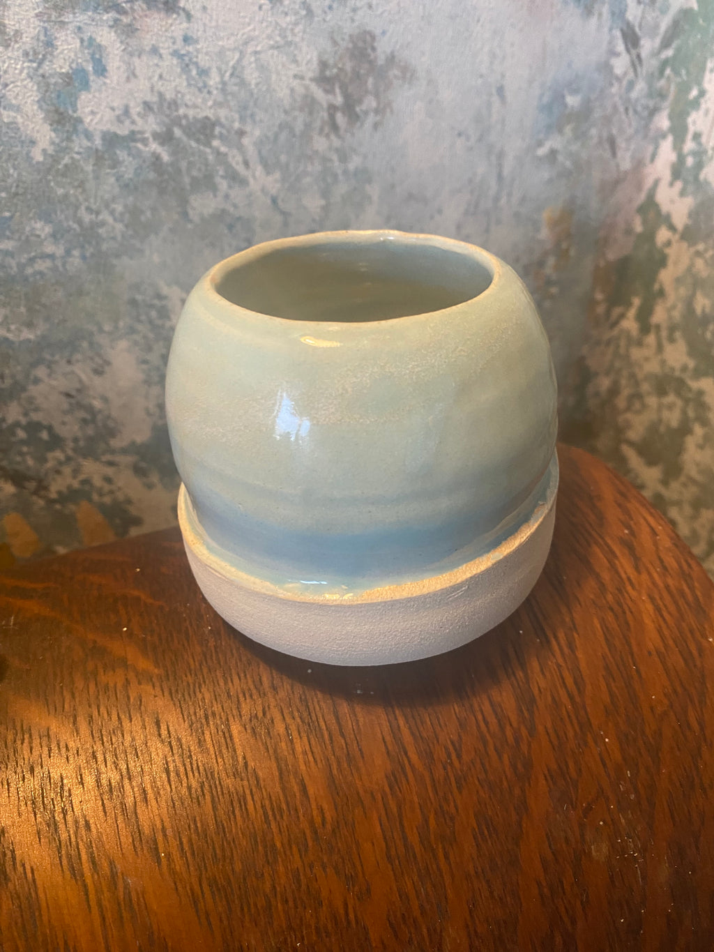 Eggshell-Blue Artists Vase: A Quiet Studio Companion for Brushes and Blooms