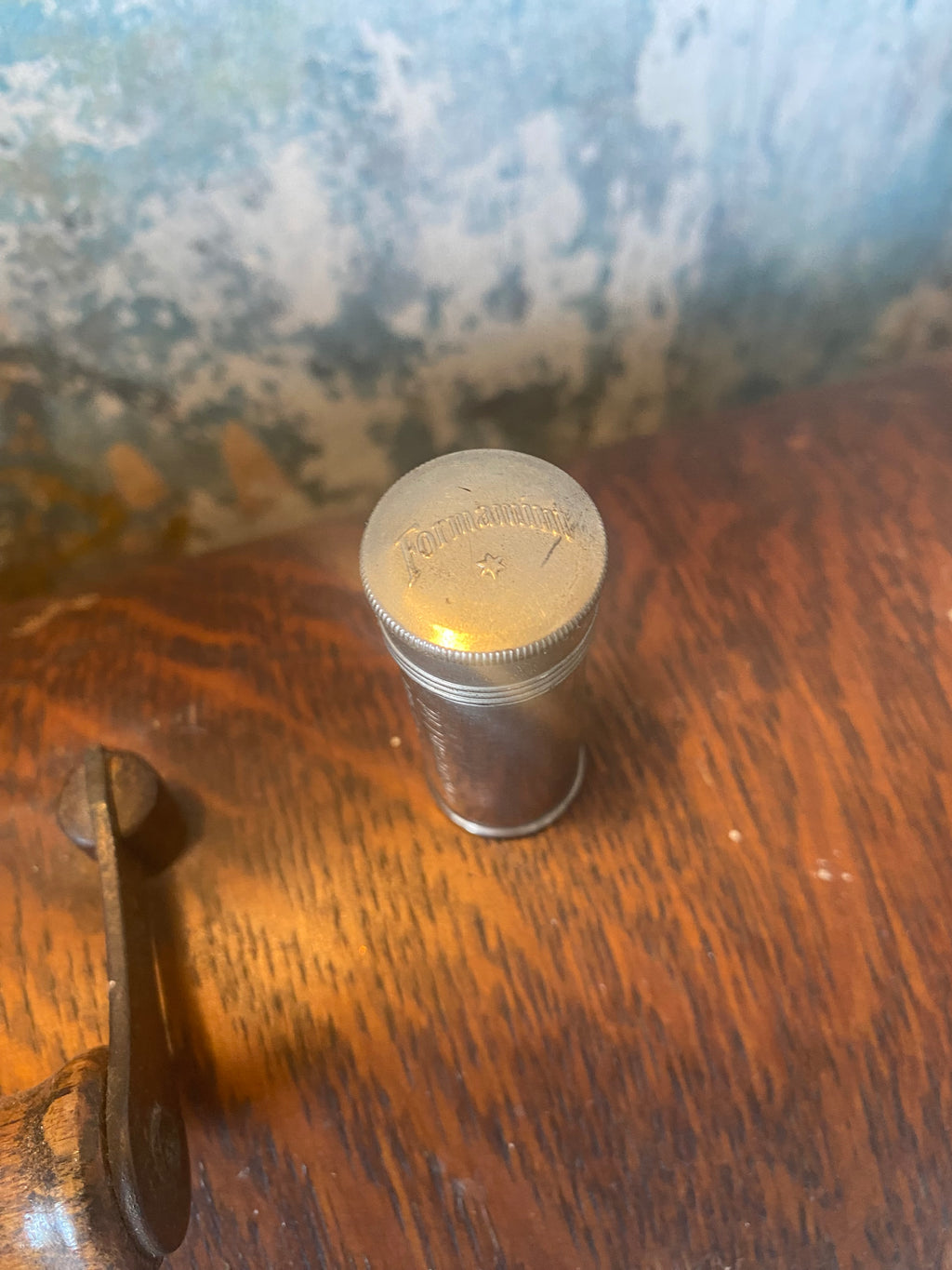 Forramint Vintage Throat-Sweet Holder: Apothecary Charm