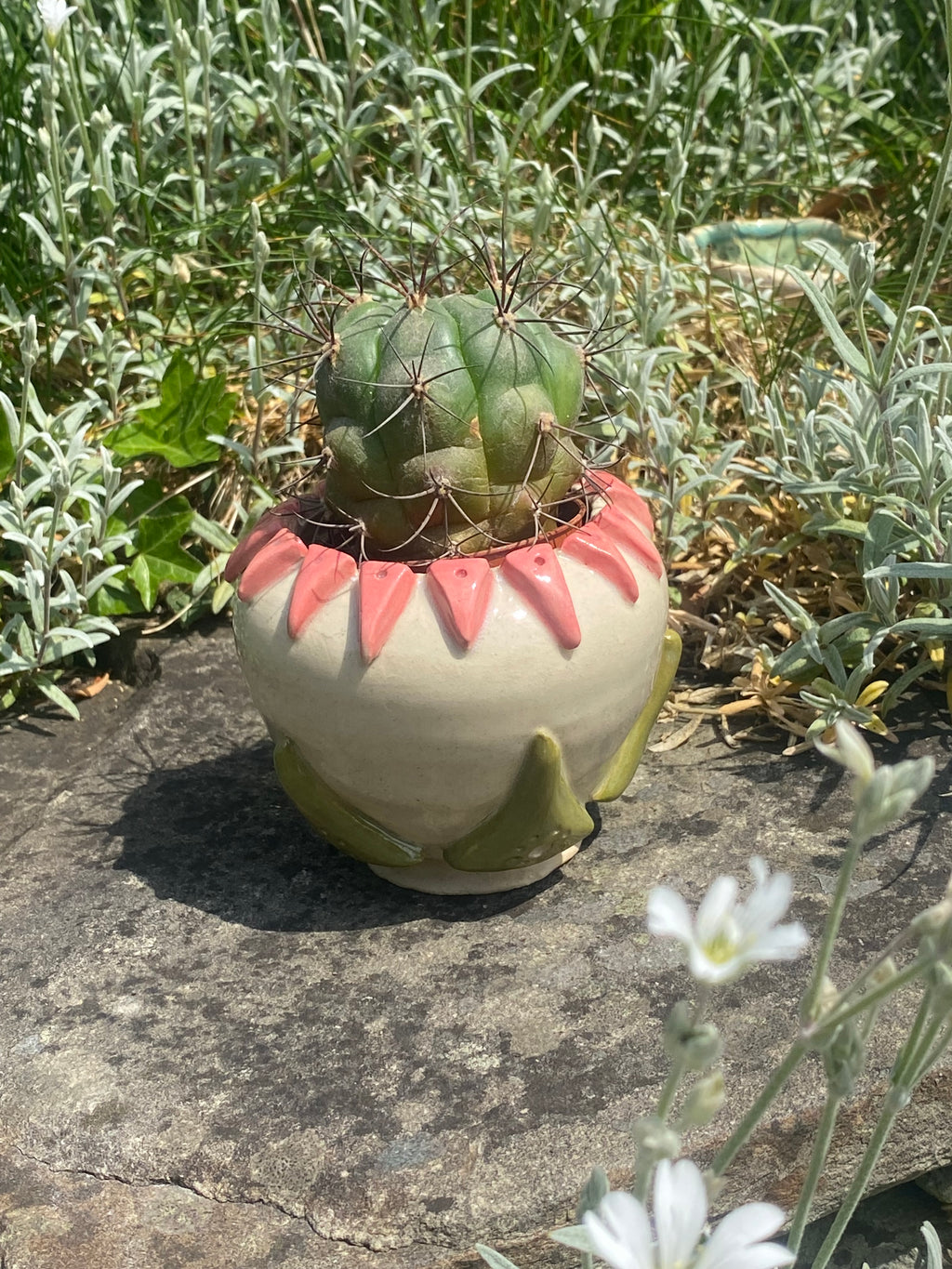 Pretty Flower 3D Vessel – Tiny Bloom, Big Style