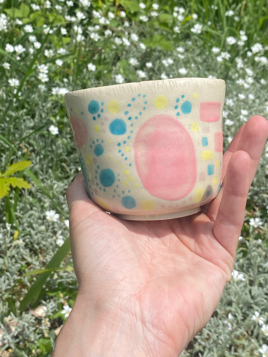 Candy-Coloured Geometric Vessel: 70s-Inspired Cup & Planter